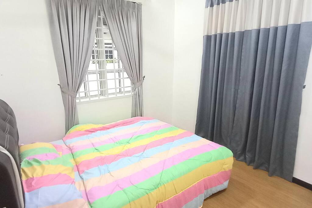 Single Storey 12 Pax Holiday home