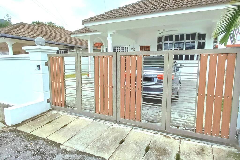 Holiday home Single Storey 12 Pax Ipoh