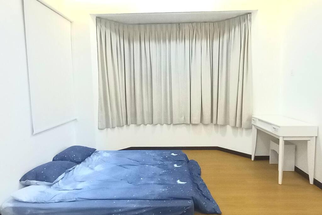 Single Storey 12 Pax Holiday home
